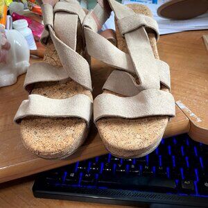 LUCKY WOMEN'S MARLA SANDALS BEIGE SLING BACK CORK WEDGE PLATFORM GOOD CONDITION